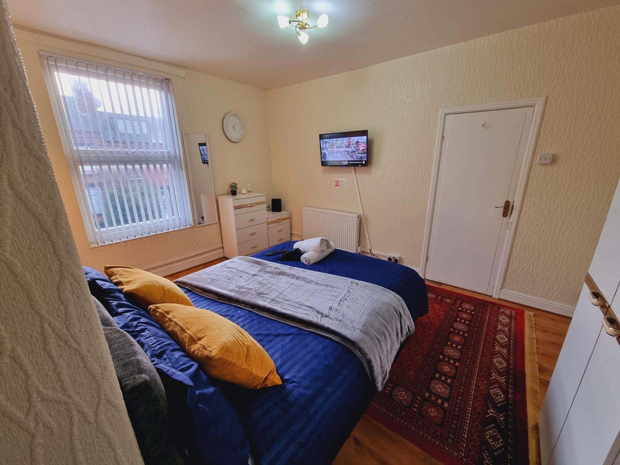 Bright Sunny, Double Bed With Garden, Tv And Wi-Fi Hotel Leeds  Exterior photo