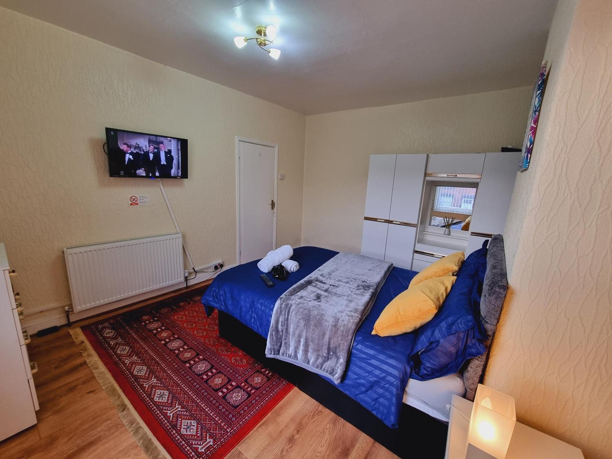 Bright Sunny, Double Bed With Garden, Tv And Wi-Fi Hotel Leeds  Exterior photo